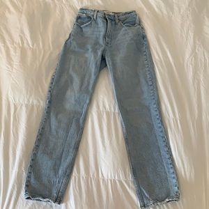 Abercrombie & Fitch Curve Love 90’s Straight Ultra High Rise Jean Size 4